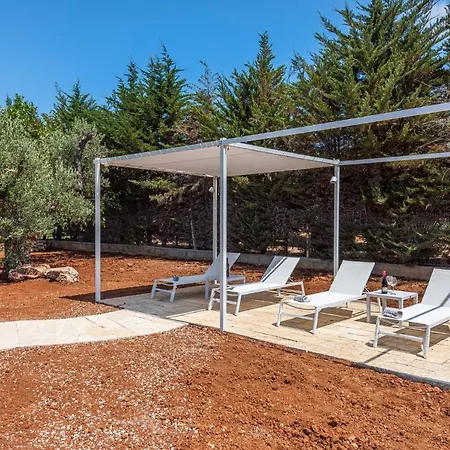 Beach With Private Pool In Peaceful Location