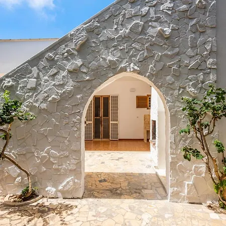 Villa Beach With Private Pool In Peaceful Location Torre Suda
