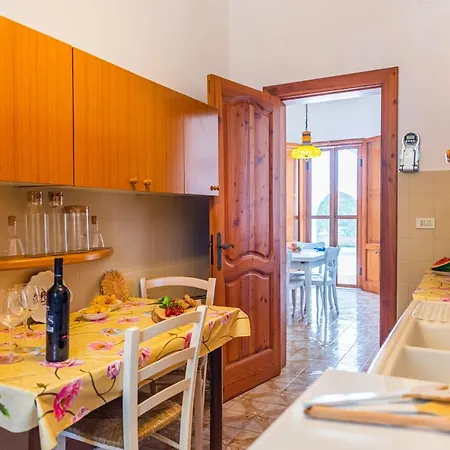 Willa Beach With Private Pool In Peaceful Location